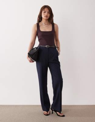 Petite - Elegante Slim-Fit-Hose in Marineblau gestreift mit geradem Schnitt Marineblau 32