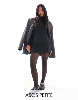 ASOS DESIGN Petite - Eleganter Minirock in Schwarz mit Schlitz vorne