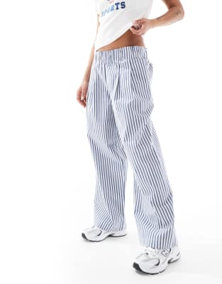ASOS DESIGN PETITE EXAGGERATED PULL ON WIDE LEG PANTS 