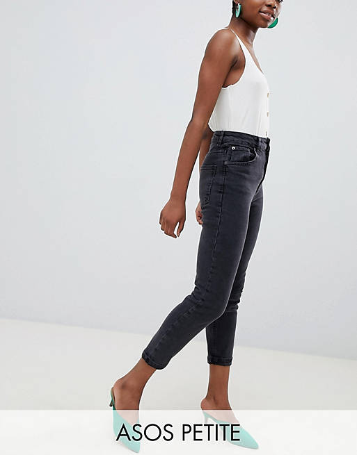 ASOS DESIGN Petite - Farleigh - Mom jeans slim a vita alta nero slavato