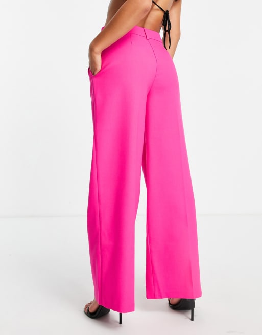 ASOS DESIGN Petite – Fluorescerande rosa mansy-byxor i extrem herrkostymsdesign, 2 av 4