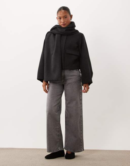 ASOS DESIGN Petite formell kort kappa och scarf-set med ull i svart, 2 av 4