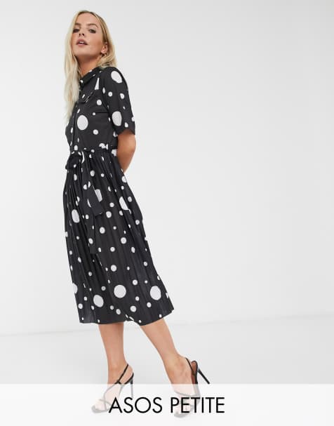 ASOS DESIGN Petite – Gepunktetes Midi-Hemdkleid mit plissiertem Rock und Gürtel