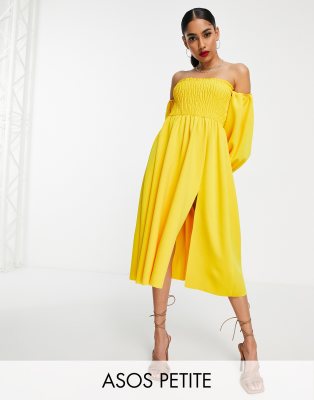 ASOS DESIGN Petite - Gesmoktes Midi-Ballkleid in Zitronengelb mit Carmen-Ausschnitt und Blousonärmeln