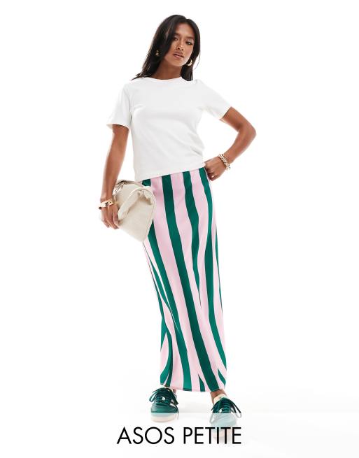 ASOS DESIGN Petite - Gestreepte maxi rok van schuingesneden satijn in roze en groen