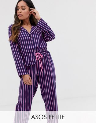 ASOS DESIGN Petite - Gestreepte pyjama-set met hemd en broek in 100% modal-Multi