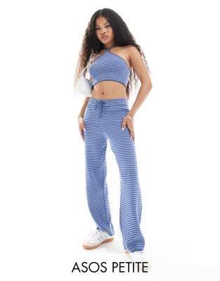 ASOS DESIGN Petite - Gestreifte Strickhose in Blau und Marineblau mit weitem Schnitt, Kombiteil