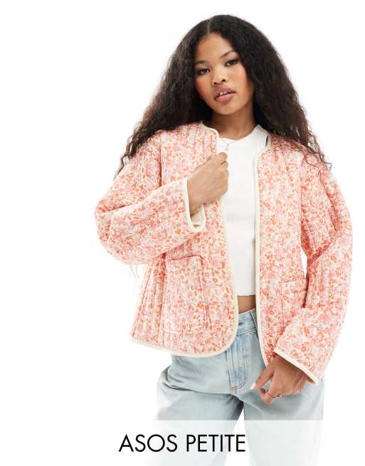 ASOS DESIGN Petite - Giacca trapuntata in cotone con stampa a fiorellini