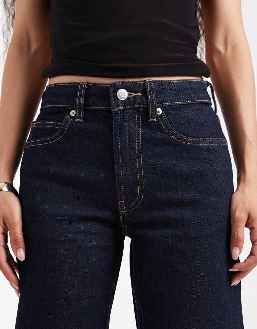 ASOS DESIGN Petite – Granatowe elastyczne jeansy z prostymi nogawkami, 5 z 5