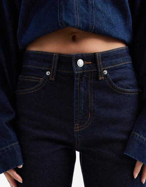 ASOS DESIGN Petite – Granatowe elastyczne jeansy z prostymi nogawkami, 5 z 5