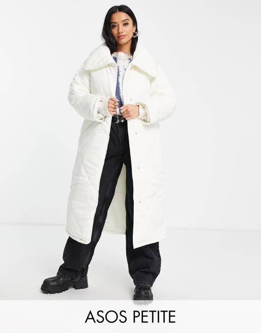 ASOS DESIGN Petite - Hero - Cappotto lungo oversize trapuntato color crema