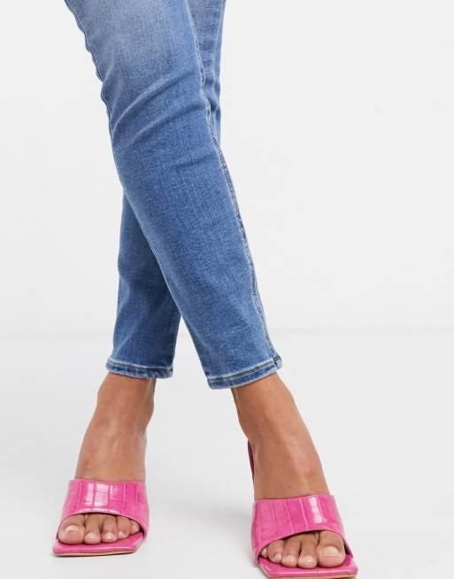 ASOS DESIGN Petite high rise ridley 'skinny' jeans in pretty mid stonewash, 3 of 4
