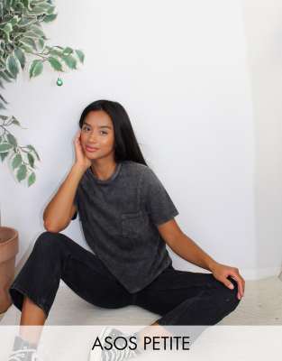 Thumbnail 1 of 4