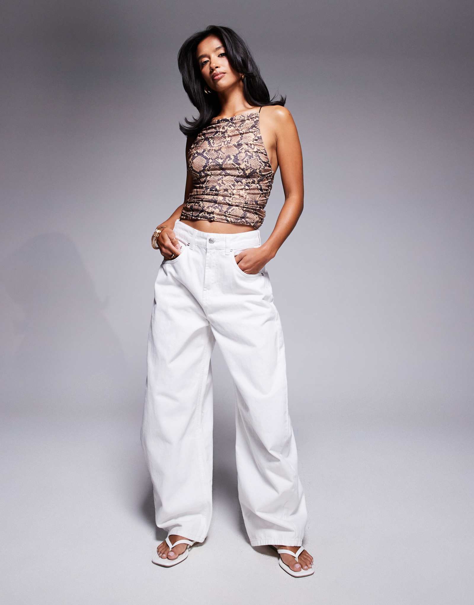 Миниатюрные джинсы-бочонки с завышенной талией от ASOS DESIGN цвета экрю