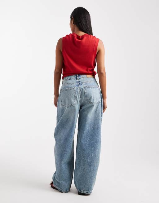 ASOS DESIGN Petite high wasited barrel jean in pale vintage wash, 3 of 5