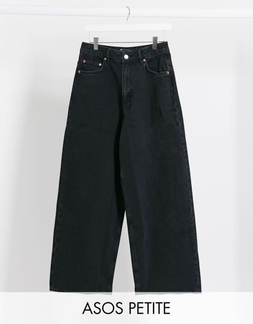 ASOS DESIGN Petite - Højtaljede 'relaxed' dad-jeans i sort vask