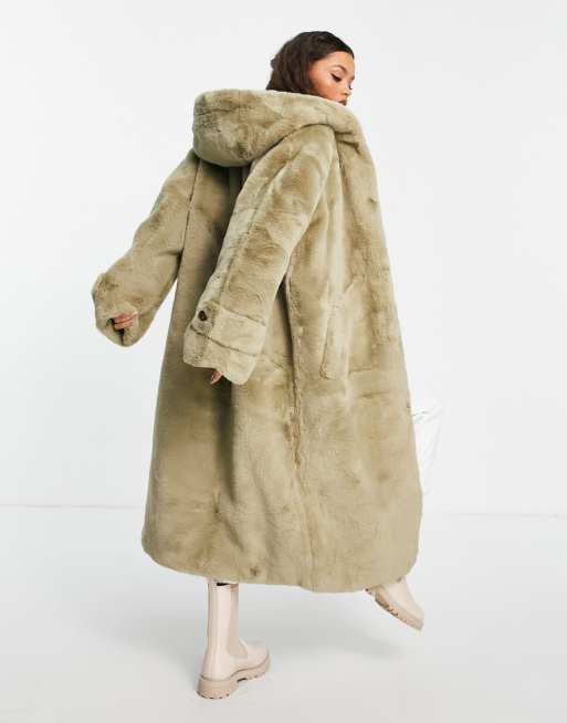 Faux fur long store hooded coat