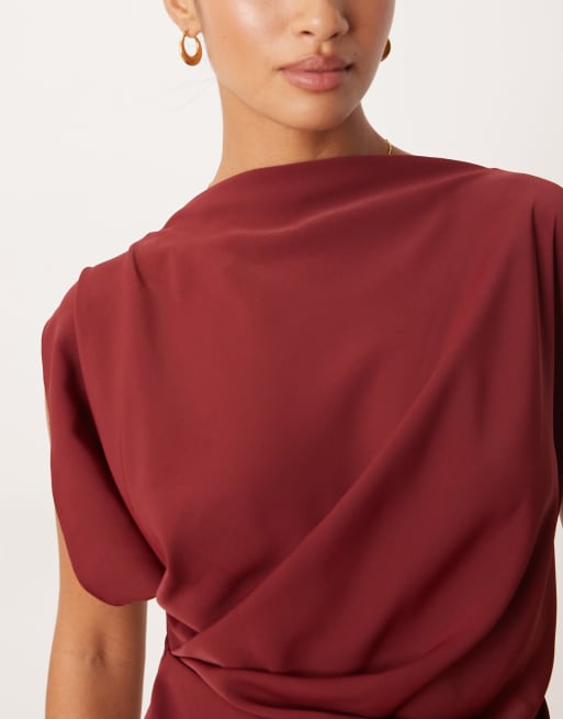 ASOS DESIGN Petite - Hoogsluitende gedrapeerde geplooide midi-jurk in bordeauxrood, 4 van 4