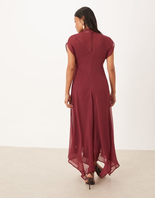 ASOS DESIGN Petite - Hoogsluitende maxi-jurk met zakdoekzoom in kersenrood, 4 van 4