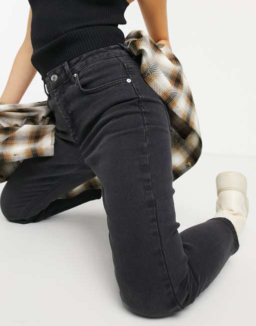 ASOS DESIGN Petite hourglass high rise farleigh 'slim' mom jeans in washed black, 4 of 4