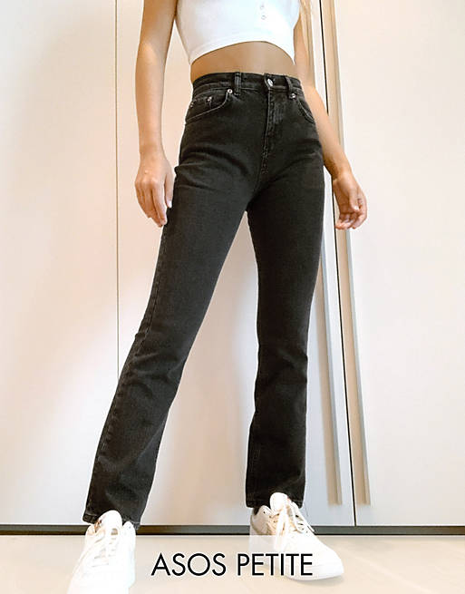 ASOS DESIGN Petite - Jaren 70 flare jeans met stretch in zwart met wassing