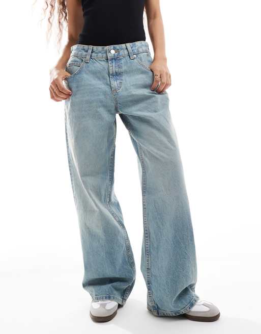 ASOS DESIGN Petite – Jasnoniebieskie jeansy baggy z efektem sprania w stylu vintage i obniżonym stanem 