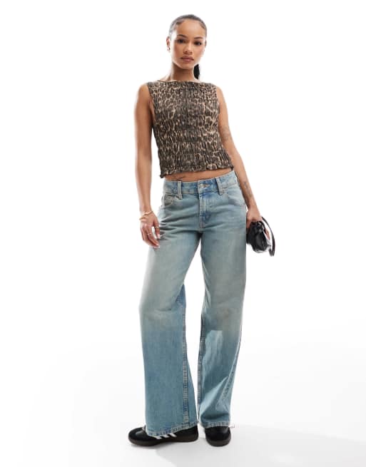 ASOS DESIGN Petite – Jasnoniebieskie jeansy z szerokimi nogawkami baggy w stylu vintage 