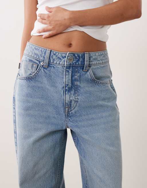 ASOS DESIGN Petite jean droit à jambe large bleu délavé clair, 4 de 5