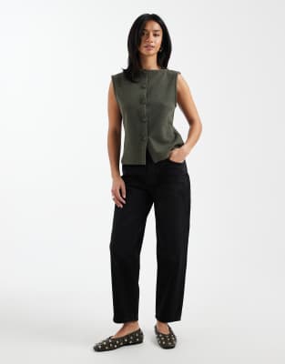 ASOS DESIGN Petite - Jean mom décontracté à taille haute - Noir W24 L26