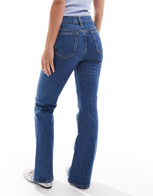 ASOS DESIGN Petite - Jeans a zampa blu medio a vita medio alta, 5 di 5