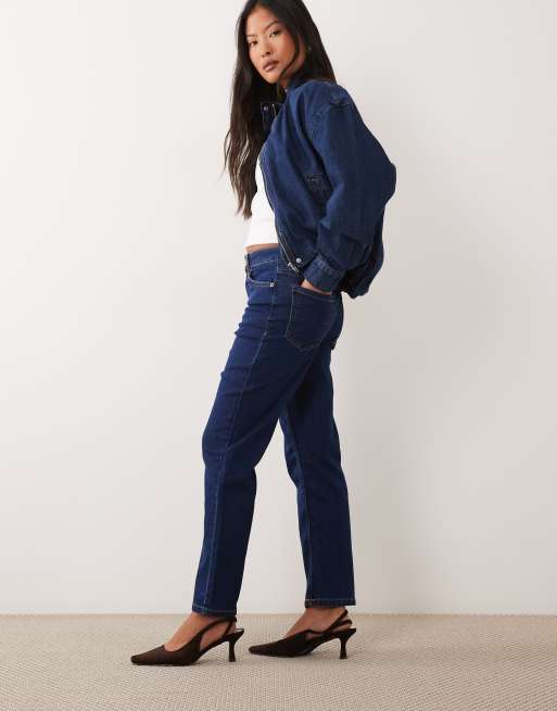 ASOS DESIGN Petite jeansy slim straight leg w ciemnoniebieskim odcieniu, 2 z 5
