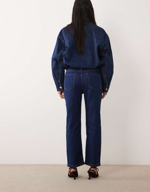 ASOS DESIGN Petite jeansy slim straight leg w ciemnoniebieskim odcieniu, 3 z 5