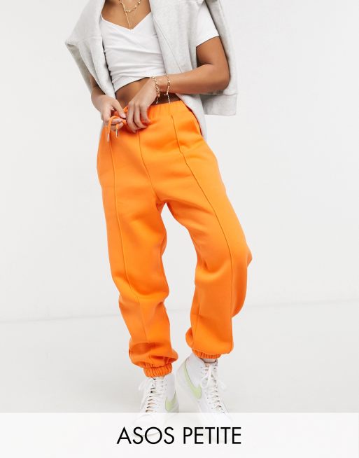 ASOS DESIGN Petite - Joggers oversize arancioni con pinces