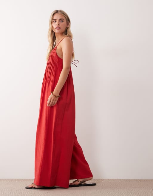 ASOS DESIGN Petite – Jumpsuit in Rot mit weitem Bein und Biesendetail, 2 von 4
