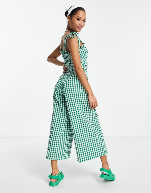 ASOS DESIGN Petite Jumpsuit mit Herzausschnitt gebundenen Tragern und grunem Karomuster ASOS