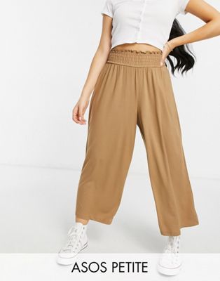 Pantalons courts DESIGN Petite - Jupe-culotte avec taille froncée - Sable