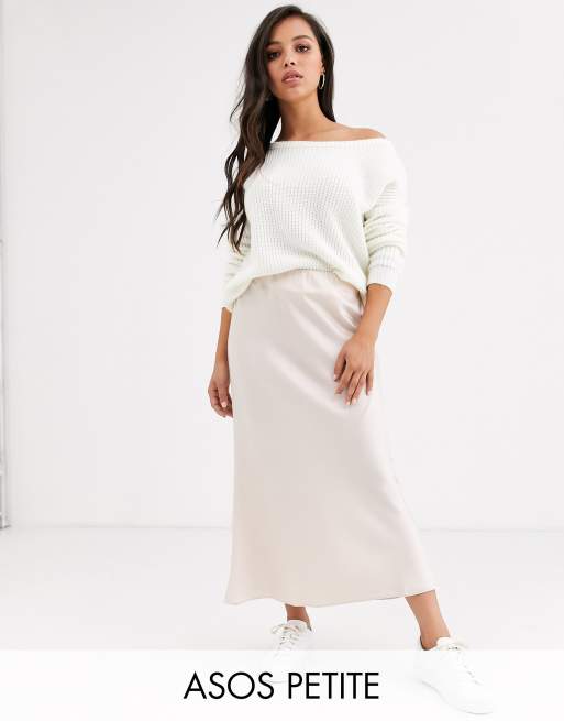 ASOS DESIGN Petite - Jupe mi-longue en satin coupée en biais