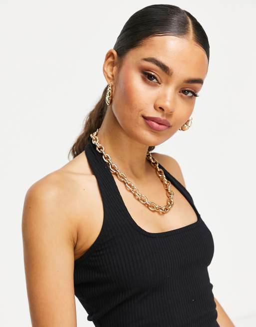 ASOS DESIGN Petite – Kurz geschnittenes Neckholder-Oberteil mit eckigem Ausschnitt in Schwarz, 4 von 4