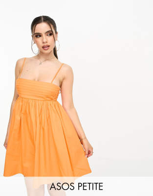 ASOS DESIGN Petite - Kurzes Babydoll-Sommerkleid aus oranger Baumwolle mit gefalteter Brustpartie-Bunt