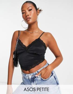 ASOS DESIGN Petite - Kurzes Oberteil in Schwarz mit V-Saum und Spitzenbesatz