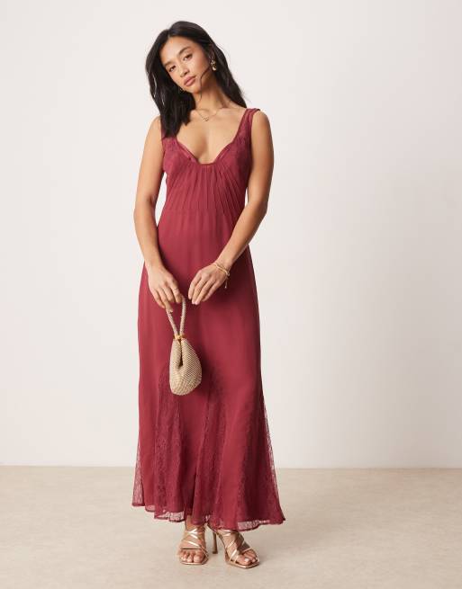 ASOS DESIGN Petite lace and chiffon maxi dress with flares in raspberry |  ASOS