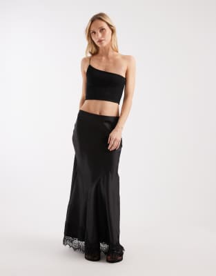 lace hem fishtail maxi skirt in black