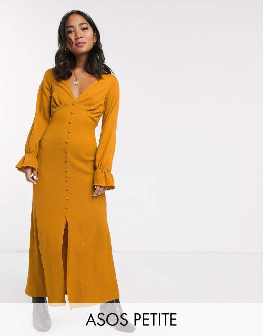 ASOS DESIGN Petite - Lange jurk met lange mouwen, knopen en textuur