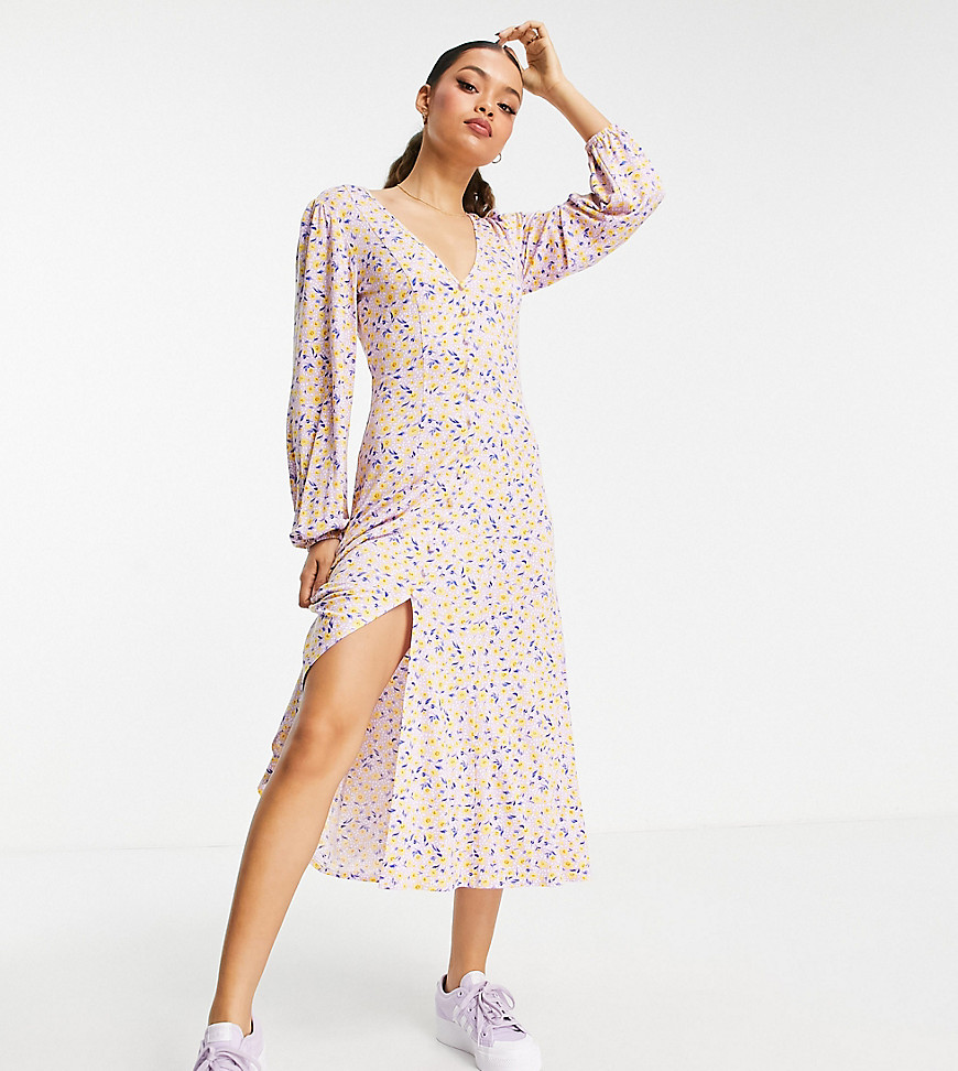 ASOS DESIGN Petite - Lange nette jurk met paarse bloemenprint-Veelkleurig