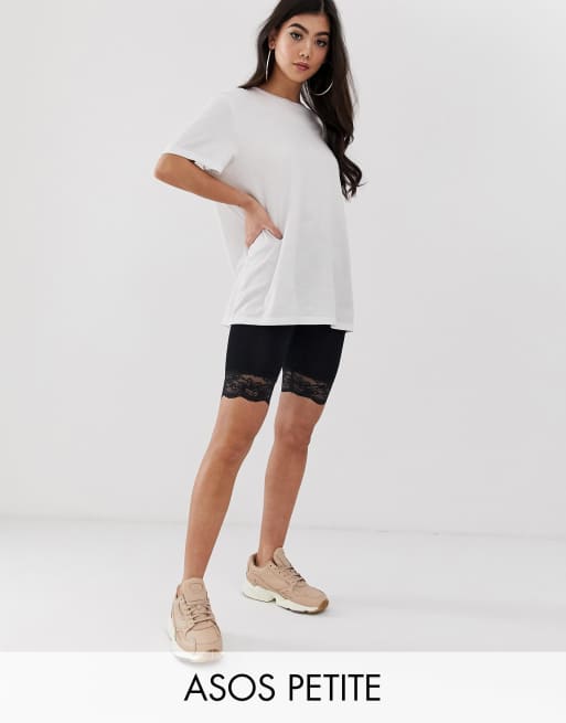 ASOS DESIGN Petite - Leggings corti con fondo in pizzo