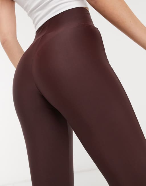 ASOS DESIGN Petite – Leggings mit mattem Schimmer und hohem Bund in Schokolade, 3 von 4