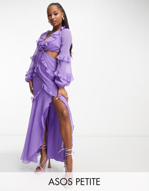 ASOS DESIGN Petite - Lilla maxikjole med snoet talje, udskæringer og flæsedetaljer