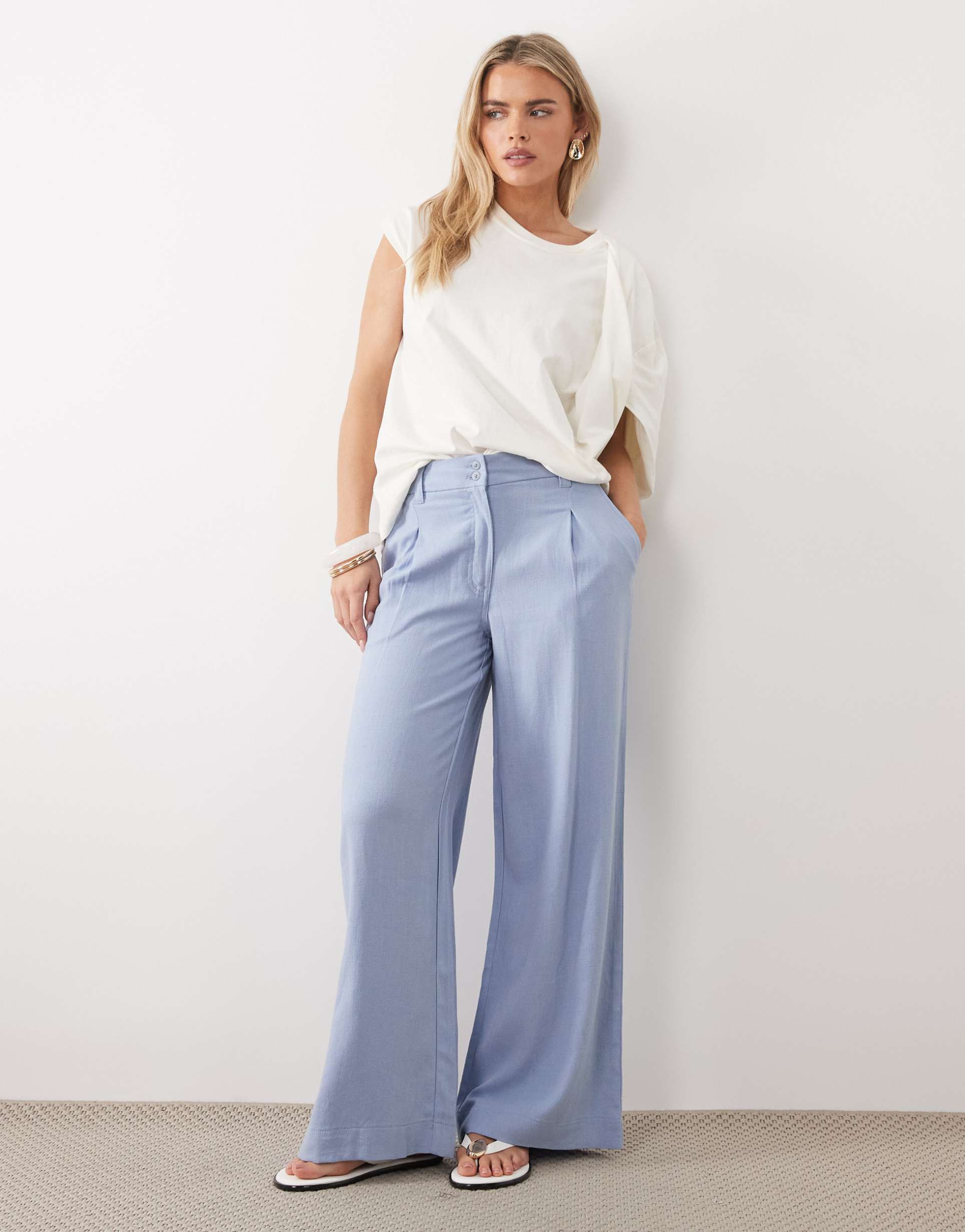 asos design petite linen blend wide leg pants with pleated detailing in blue