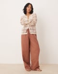 [ASOS DESIGN] ASOS DESIGN Petite linen look pull on pants in mocha-Brown L Mocha