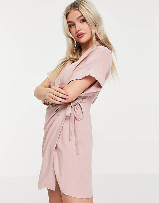 Women Petite linen wrap mini dress in washed pink 
